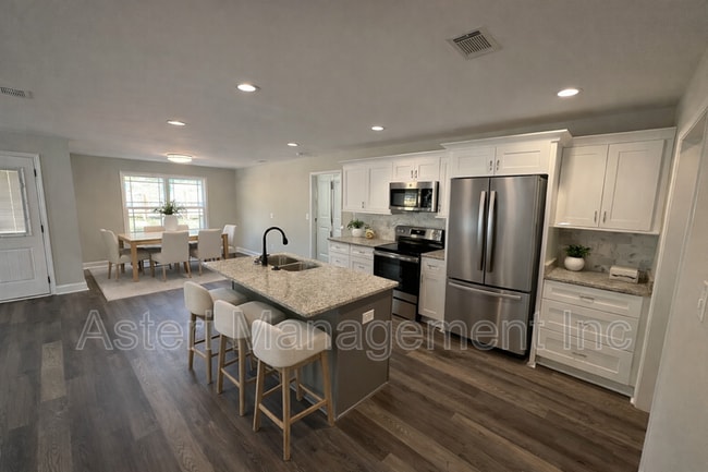 Building Photo - 239 Lasso Drive