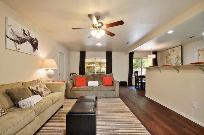 Building Photo - 8432 Bangor Bend