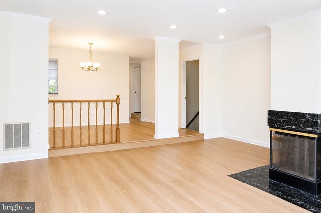 Building Photo - 2103 Dominion Heights Ct