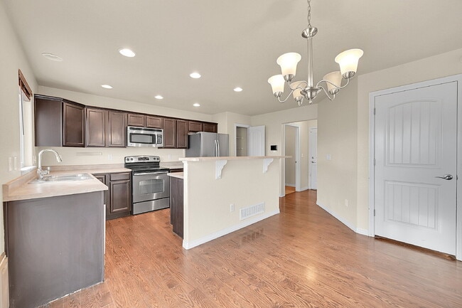 Building Photo - $2,100 - 4 Bed, 3.5 bath Home in Fountain with Central AC and Fenced in Yard!