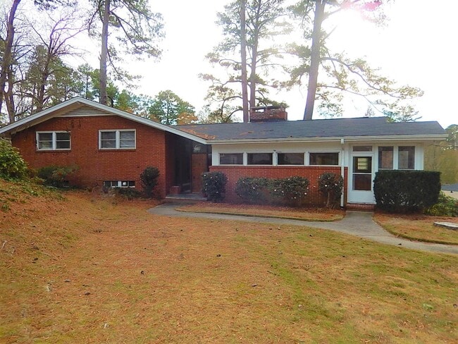 Primary Photo - 106 Byron Pl
