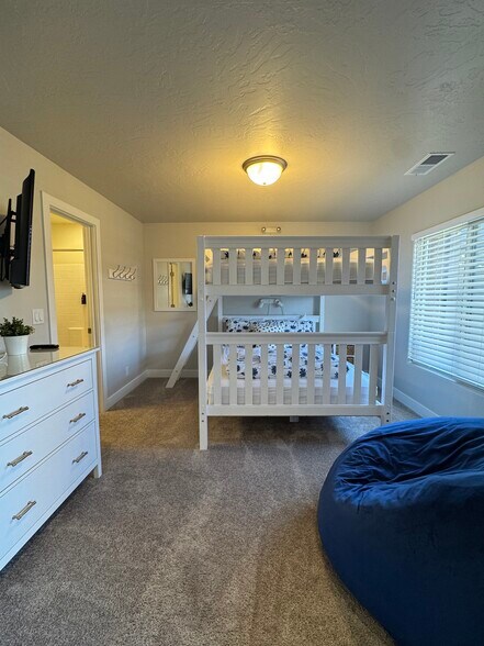 Building Photo - 4804 N Winged Foot Dr