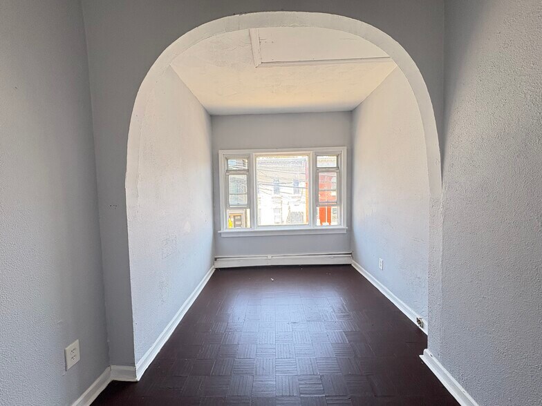 Building Photo - 97 Wilkinson Ave