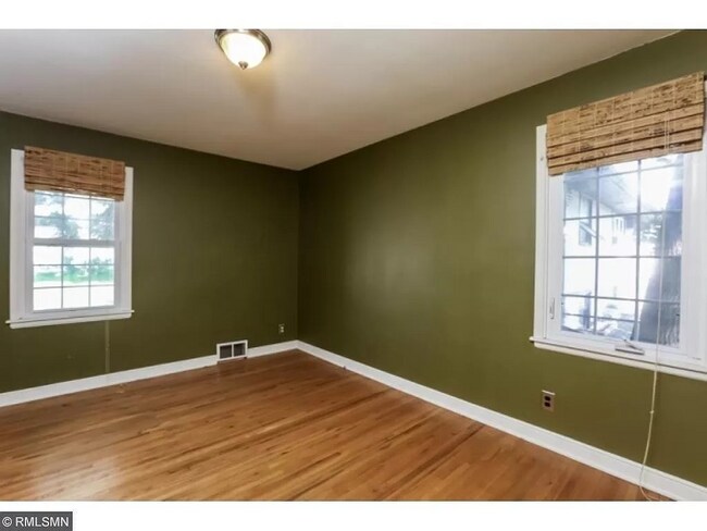 Building Photo - 4719 Welcome Ave N