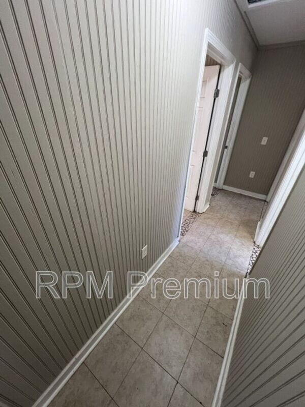 Building Photo - 5863 Denova St