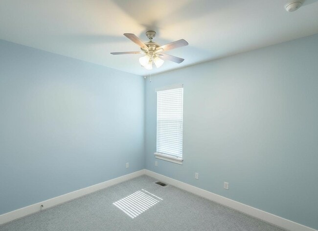 Building Photo - 313 Oak Bend St