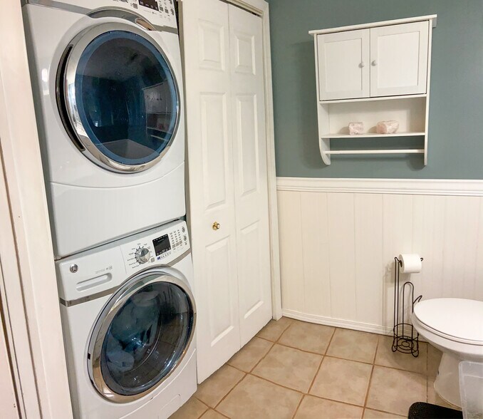 Building Photo - 46 Deer Run Dr