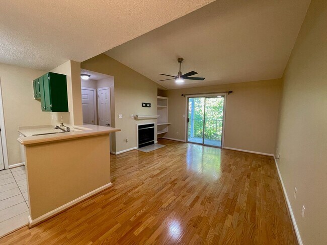 Building Photo - Condo in the Heart of Sandy Springs