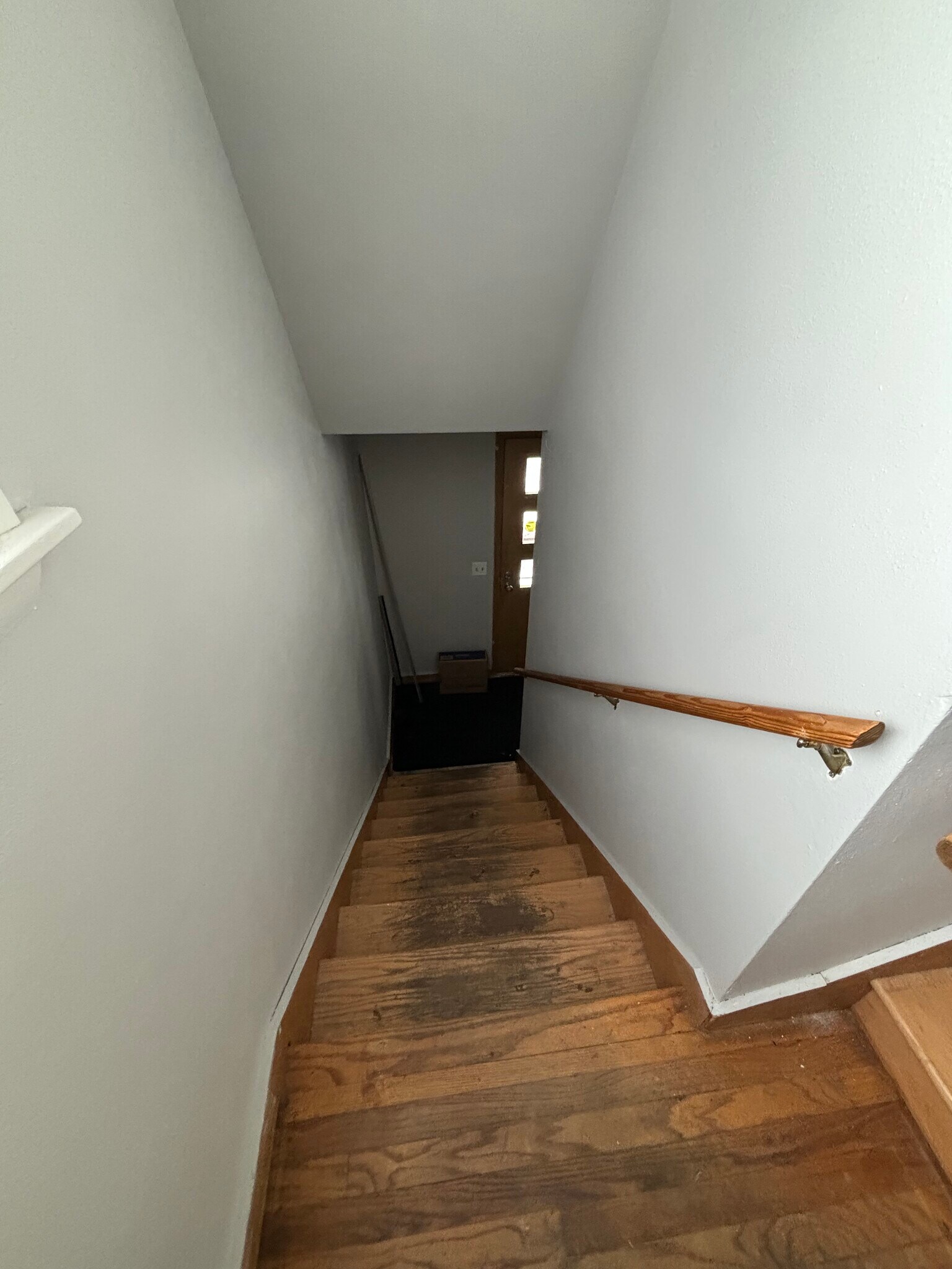 Building Photo - 1812 Northwestern Ave