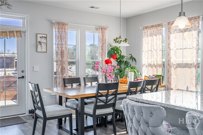 Building Photo - 150 Sessile Oak Dr