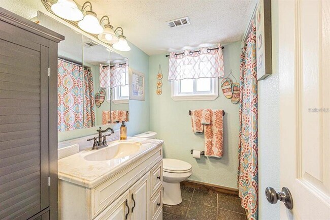 Building Photo - 9201 86th Ave N