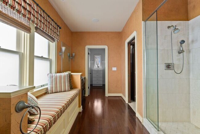 Building Photo - Stunning Air Conditioned 1931 Tudor in Coveted Admiral w/ Views
