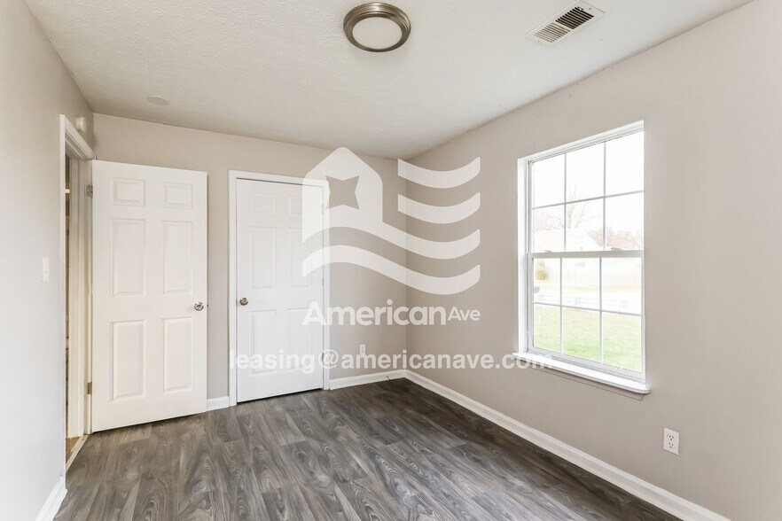 Building Photo - 4613 Beechbrook Rd