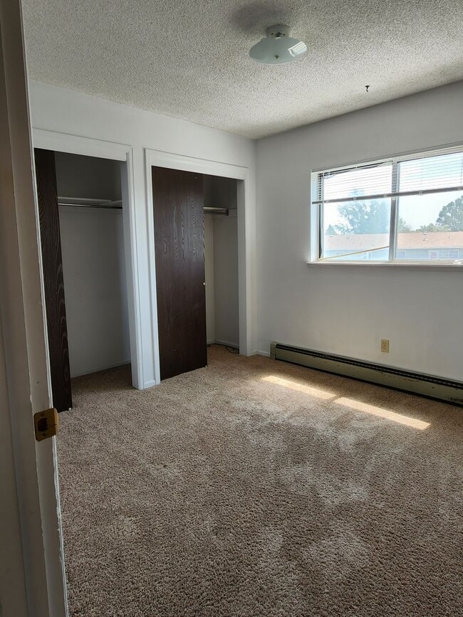 Building Photo - Parkview4517