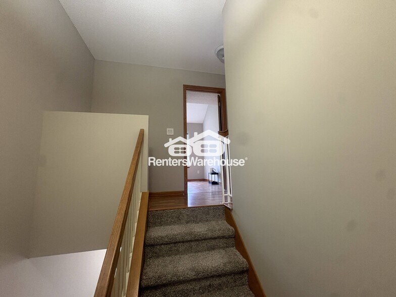 Building Photo - 15615 24th Ave N