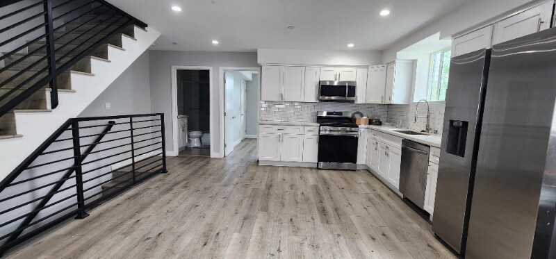 Primary Photo - 4651 W 18th St