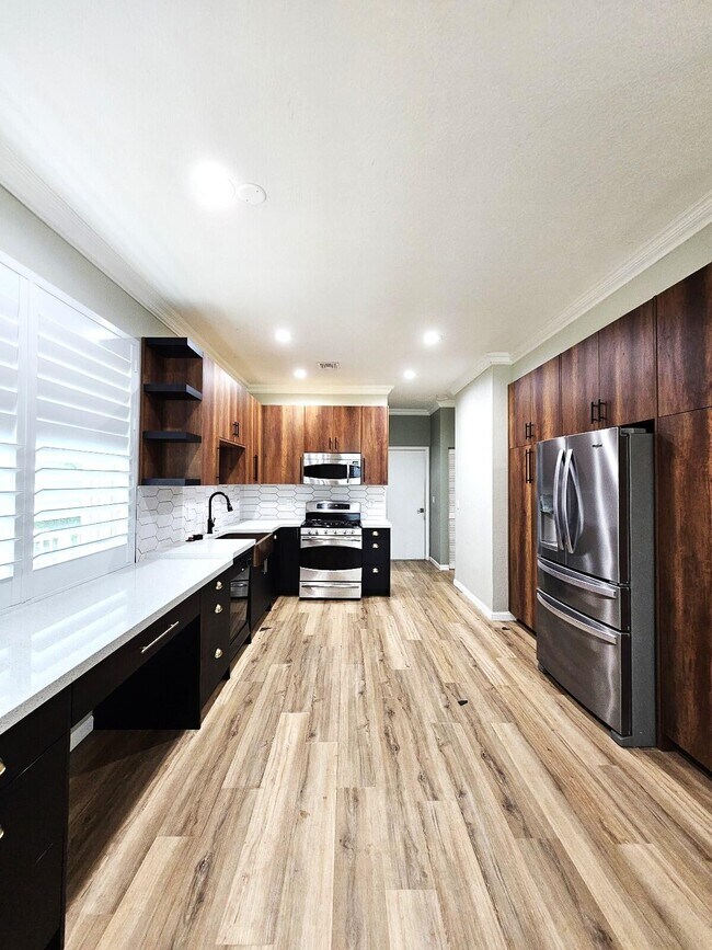 Building Photo - 169 Berenger Walk