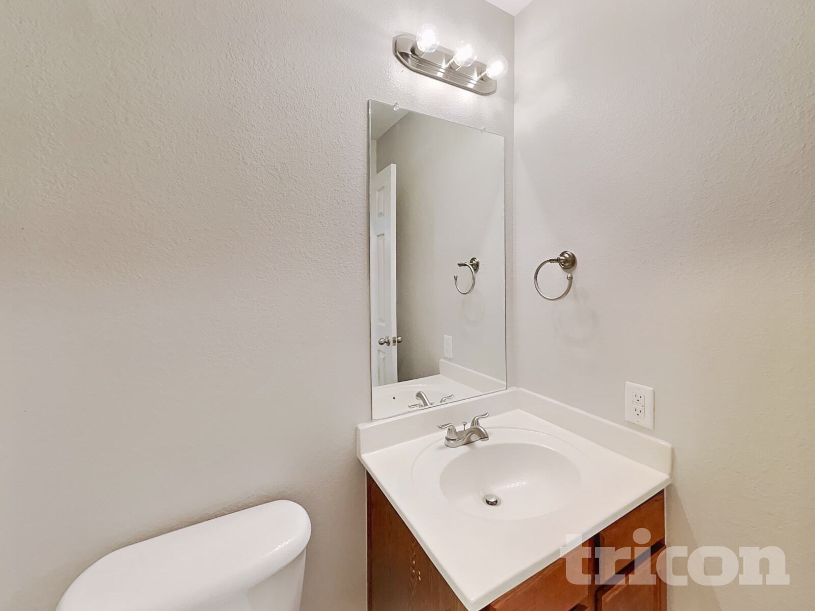 Building Photo - 529 Blue Sage