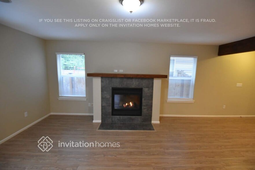 Building Photo - 19718 99th St Ct E