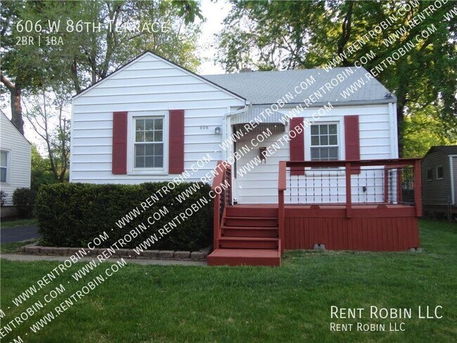 Building Photo - 606 W 86th Terrace
