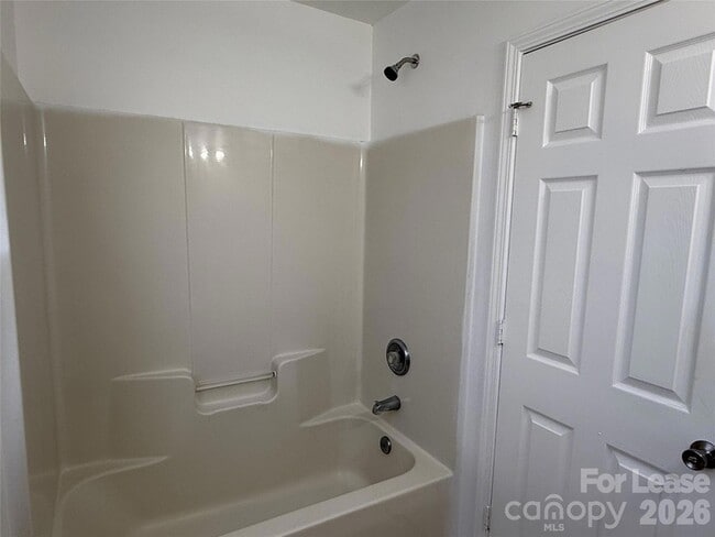 Building Photo - 1318 Nadies Ct