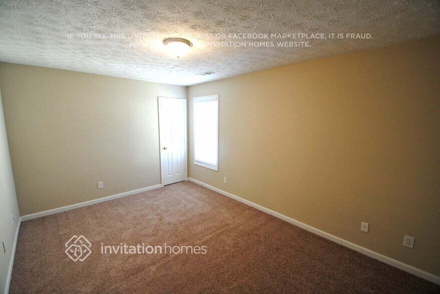 Building Photo - 160 Weatherstone Dr