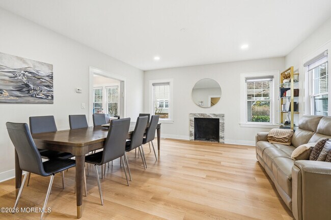 Building Photo - 14 Norwood Ct