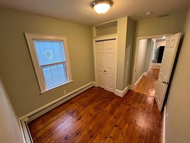 Building Photo - 44 Charnock St