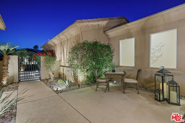 Building Photo - 4 Cartier Ct