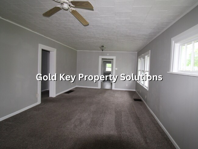 Building Photo - 2 BR 1 BA Home with Covered Front Porch (NO SECTION 8)