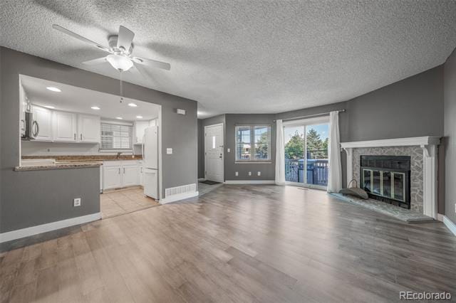 Building Photo - 12645 E Pacific Cir