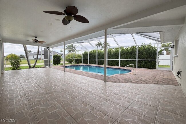 Building Photo - 245 SW 47th St