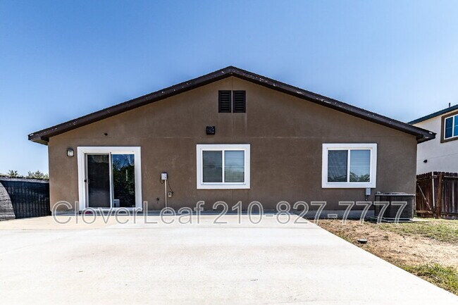 Building Photo - 10423 Legacy Cv