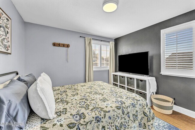Building Photo - 5045 Pradera St