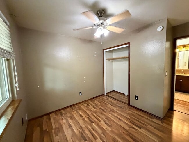 Building Photo - 3815 S Pitkin Cir