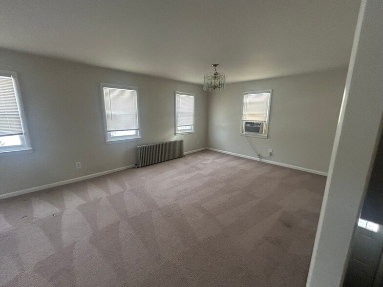 Building Photo - 203 E Pacific Ave