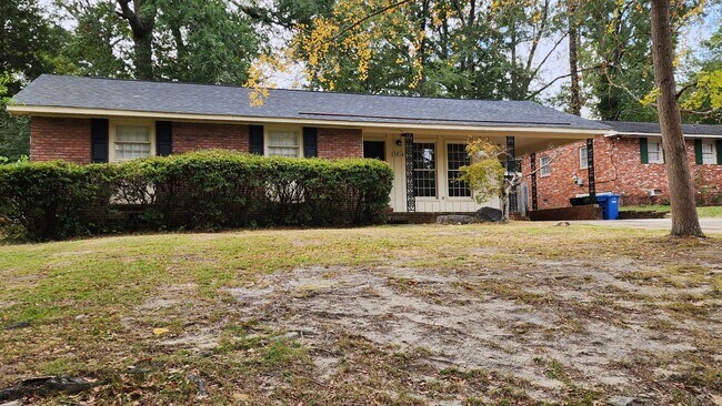 Building Photo - Bickerstaff Parham Welcomes YOU! MOVE-IN S...