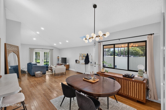 Building Photo - 9351 Arbolita Way