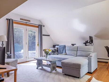 Primary Photo - 47 Puckerbrush Rd