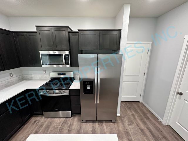 Building Photo - Charming 3-Bedroom Haven in Happy Valley - 1814 Sq Ft of Comfort!