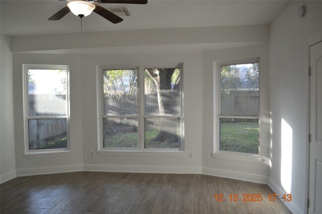 Building Photo - 6242 Piedra Negras Ct