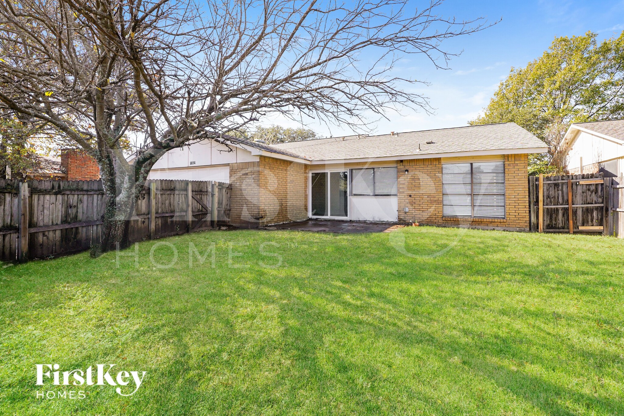 Building Photo - 9814 Emory Oak Cir