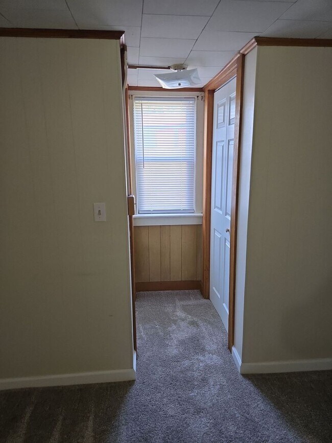 Building Photo - Charming 2-Bedroom Single-Family Home with Patio & Storage Shed