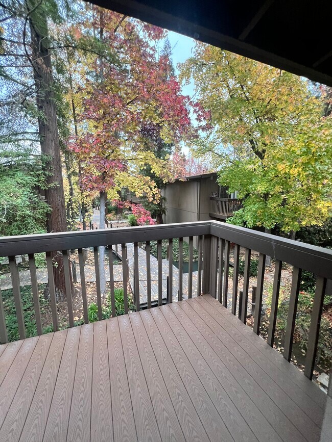 Building Photo - 911 Fulton Ave