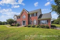 Building Photo - 10722 Parkgate Dr