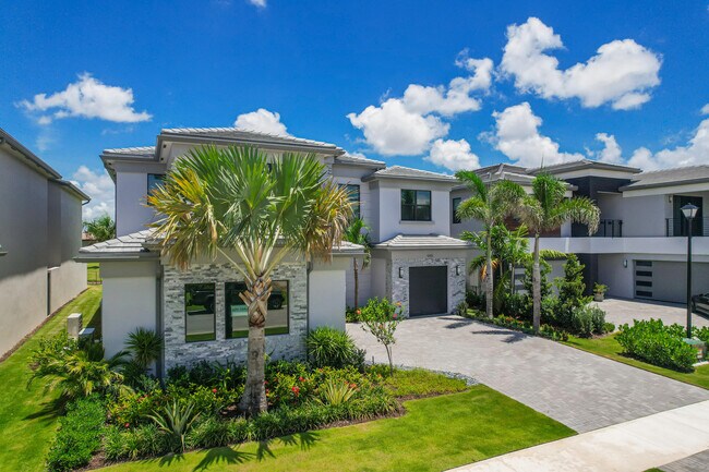 Building Photo - 9451 Riverside Pk Dr