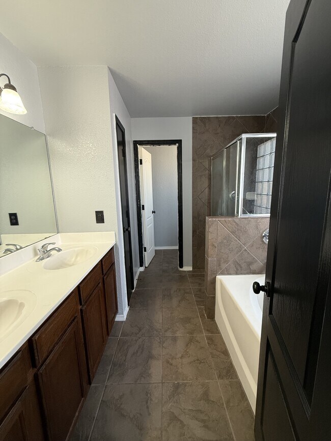 Building Photo - 3157 Diego Aidan Dr