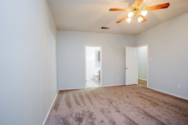 Building Photo - 115 Brazos Ln