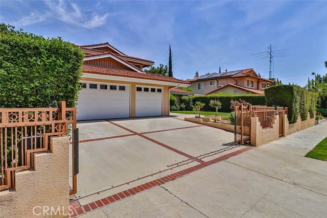 Building Photo - 19051 Los Alimos St