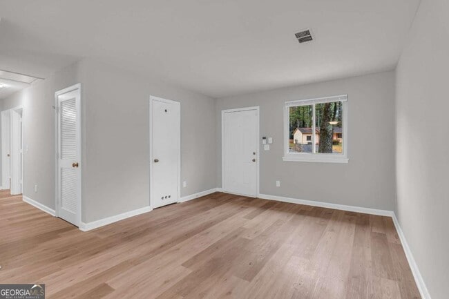 Building Photo - 3368 Lincolndale Ct